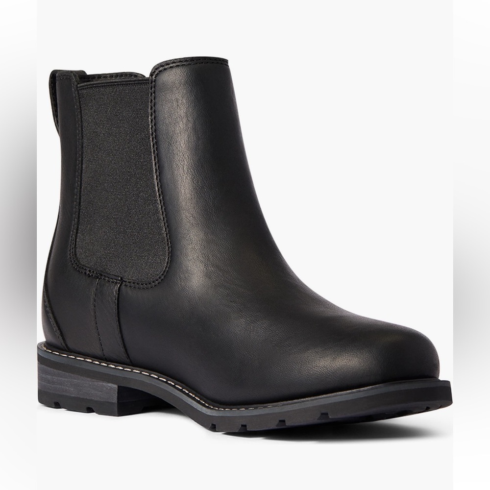 Ariat Black Leather Chelsea Ankle Boots